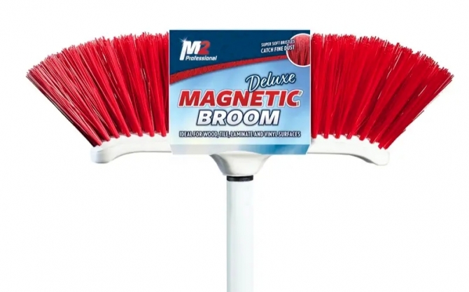M2 BM-4200RD Venus Curved Magnetic Broom with 48" Metal Handle - Red